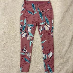 CALIA by Carrie Underwood, 7/8 floral leggings, M